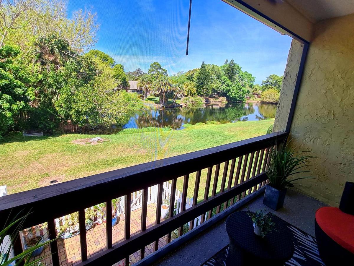 Shiny Oasis With Lake View Sarasota Buitenkant foto